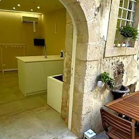 Casa Artemide 3*